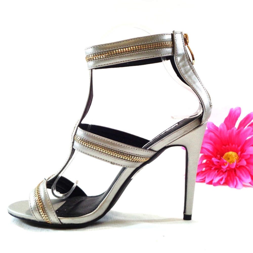 NWOB Sexy Cape Robbin Faux Leather Open Toe Sandal